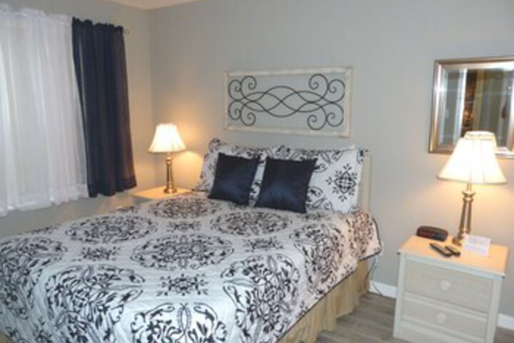 Room 35 of 120