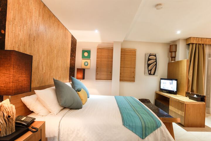 Room 10 of 46