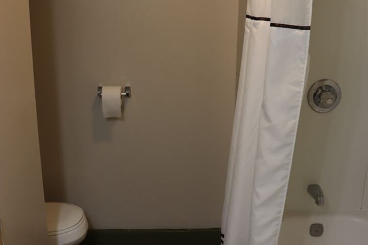 Room 366 of 504