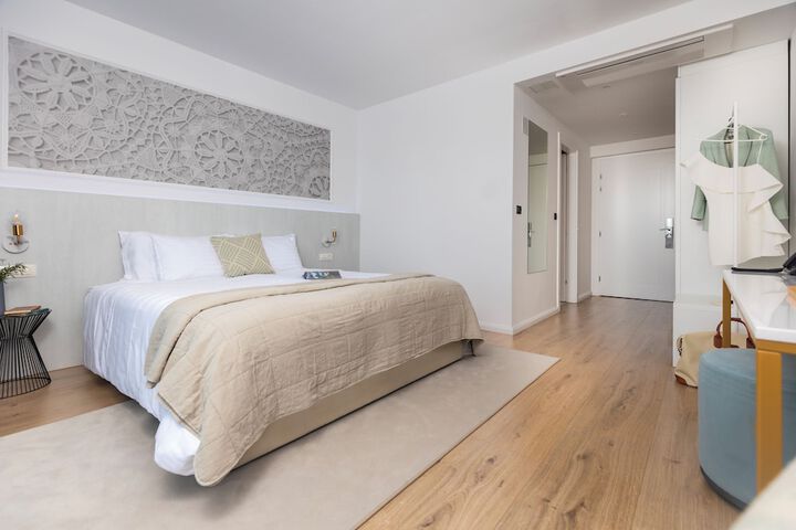 Room 20 of 110