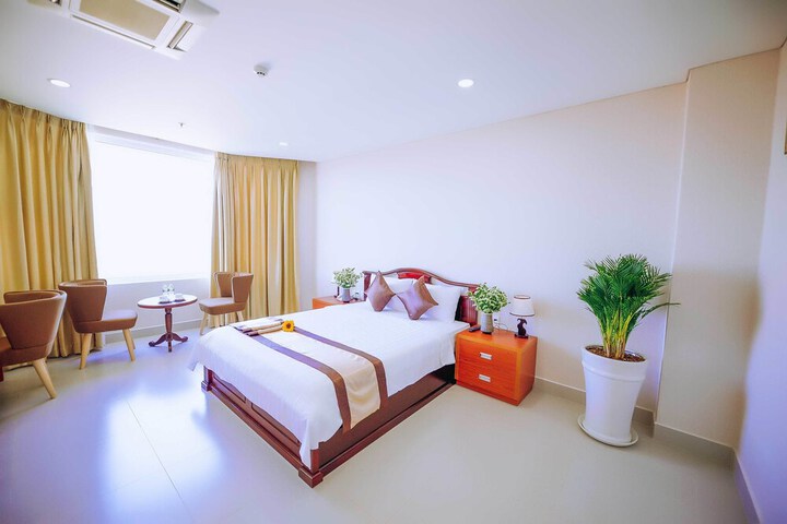 Room 8 of 52