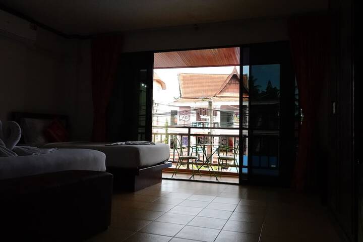 Room 26 of 78