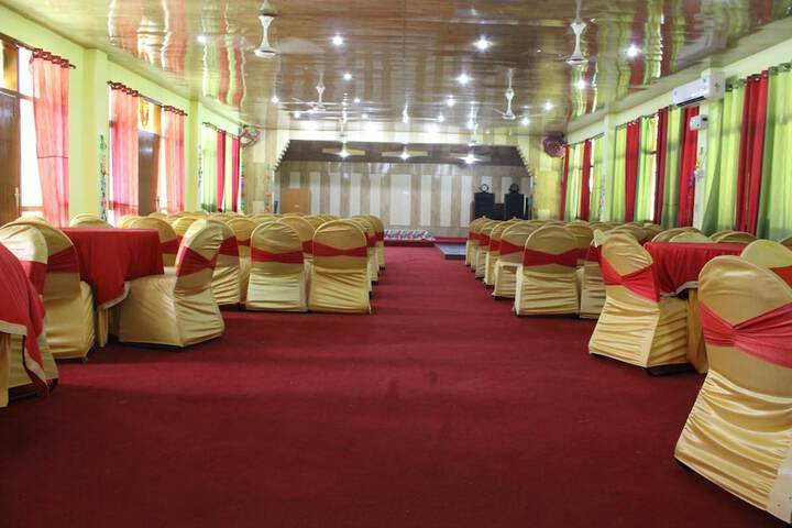Ballroom/Hall 25 of 60