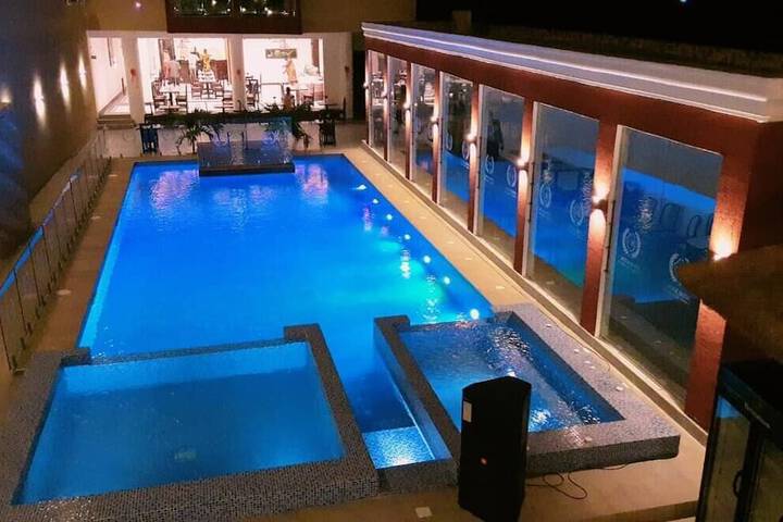 Pool 15 of 49