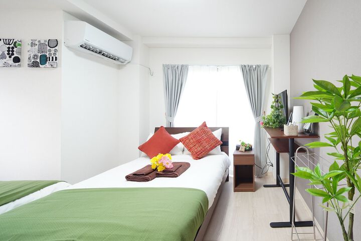 Room 15 of 85