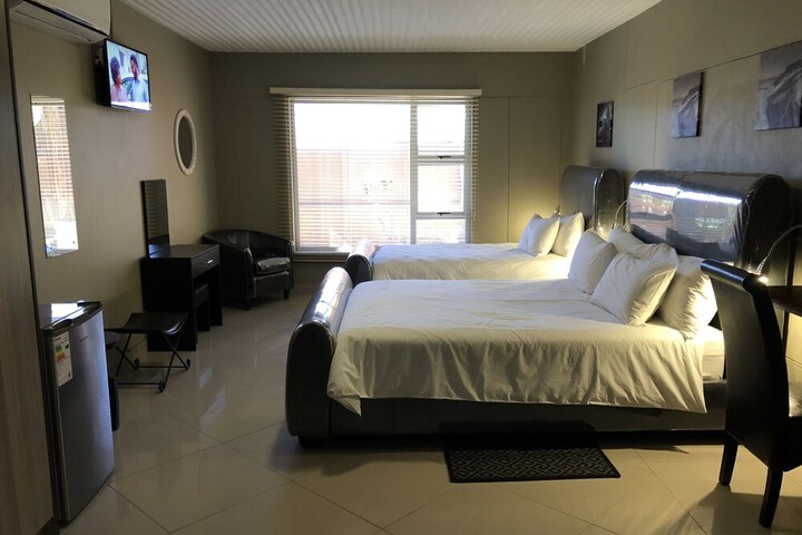 Room 21 of 48