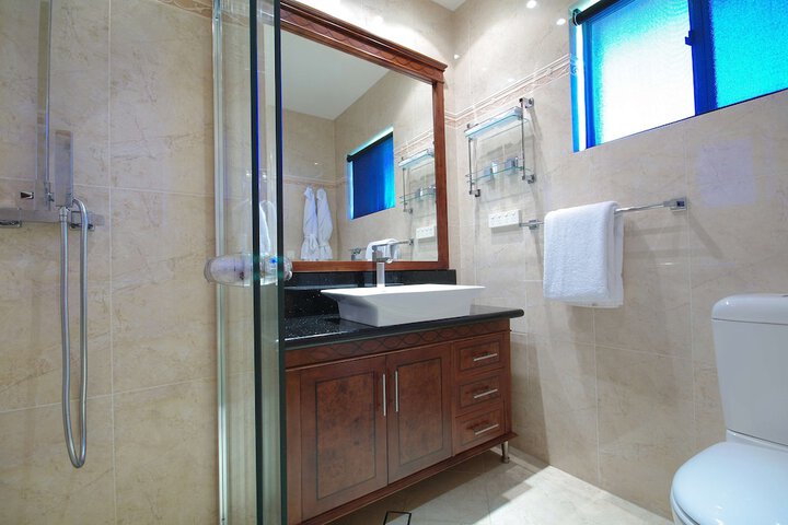 Room 45 of 145
