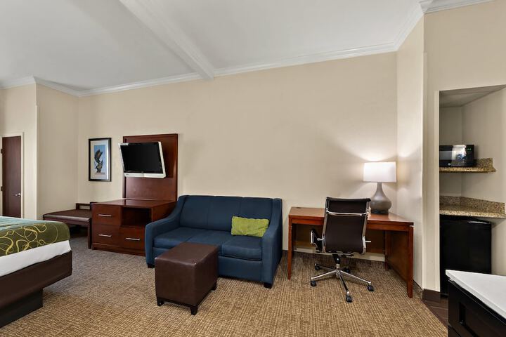 Room 28 of 52