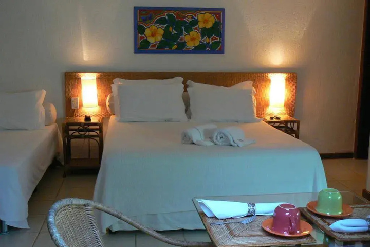 Room 2 of 25