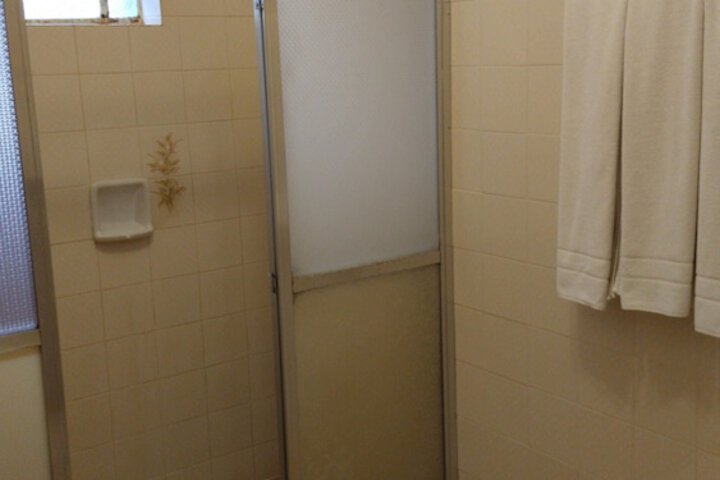 Room 65 of 121