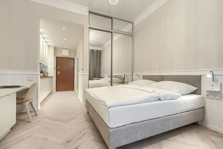 Room 61 of 272