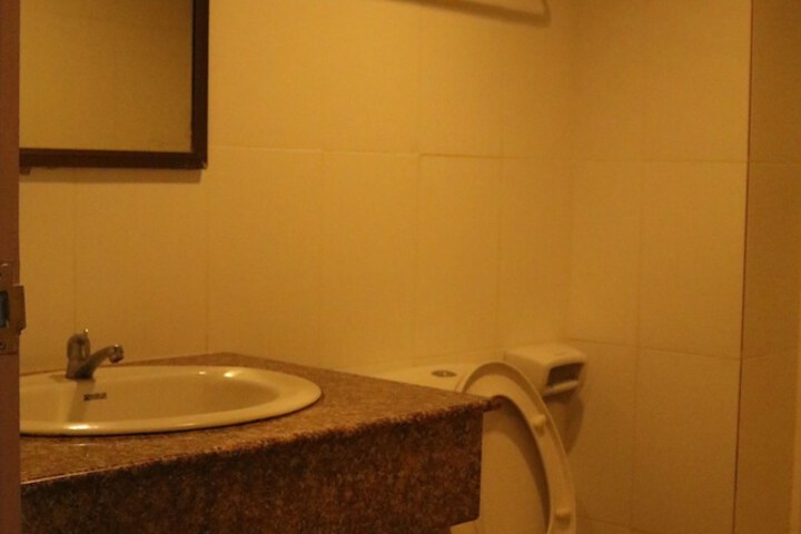 Clean Restrooms