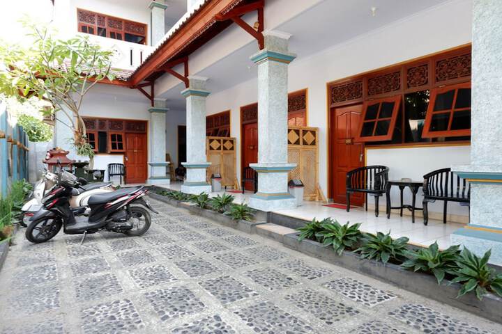 Hotel 4 of 7