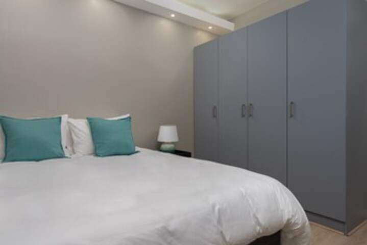 Room 13 of 19