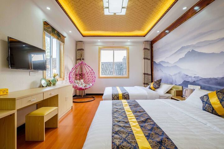 Room 2 of 21