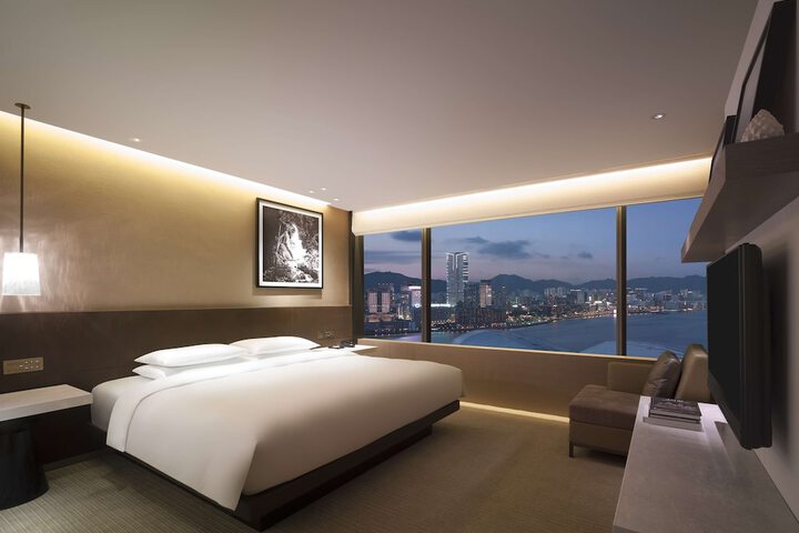 Room 12 of 69