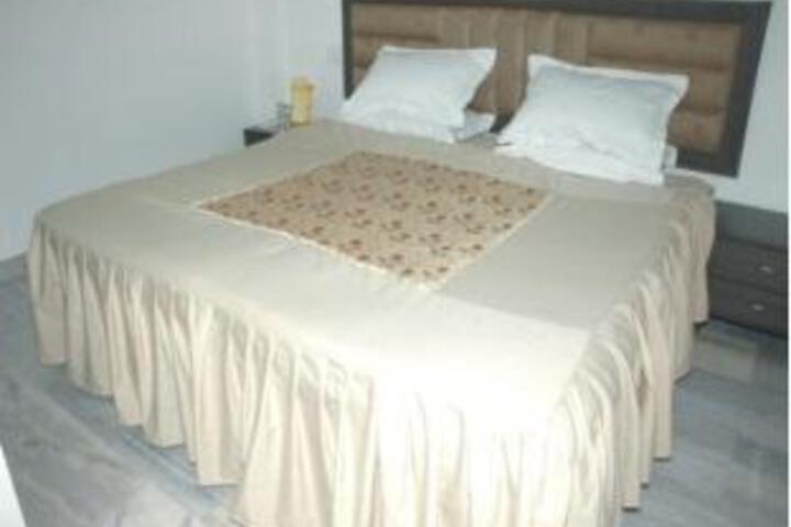 Room 3 of 5