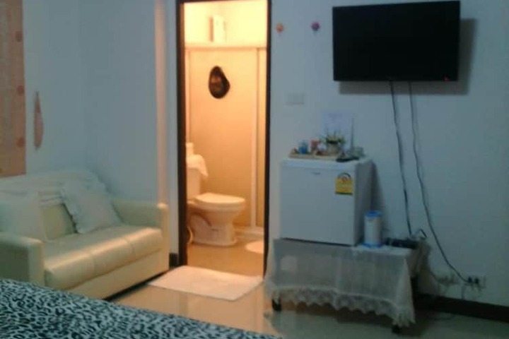 Room 35 of 59