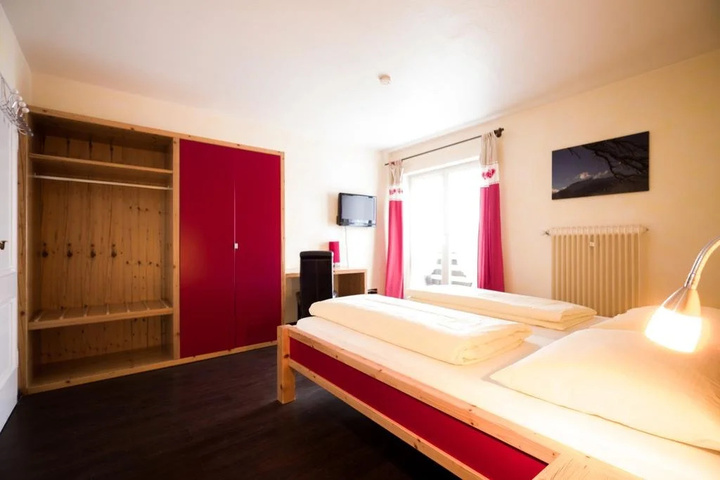 Room 40 of 41