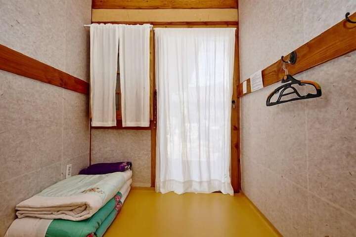 Room 20 of 59