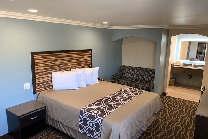 Standard | King Bed (7 of 31)