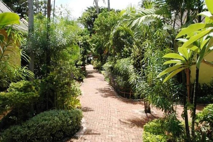 Property Grounds 30 of 45