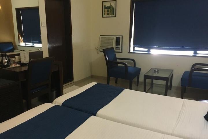 Room 4 of 21
