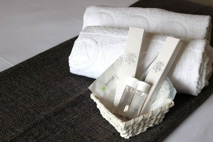 Room amenity