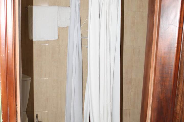 Room 28 of 56