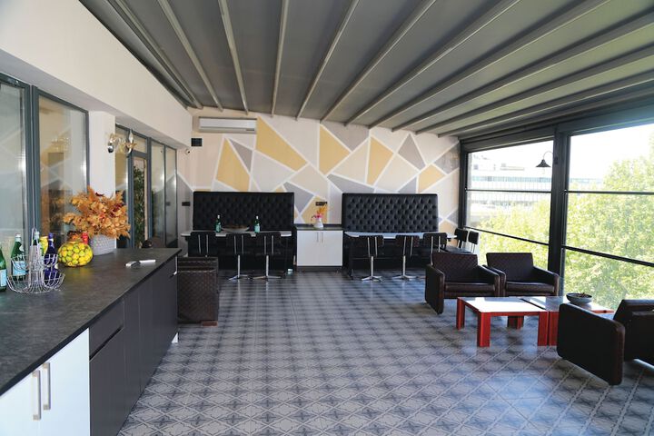 Terrace/Patio 21 of 46