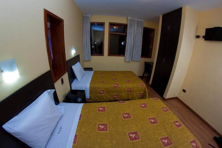 Room 13 of 65