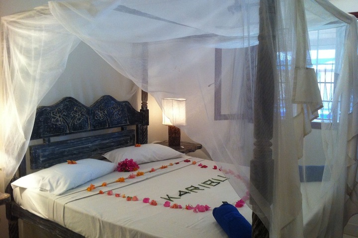 Room 2 of 17