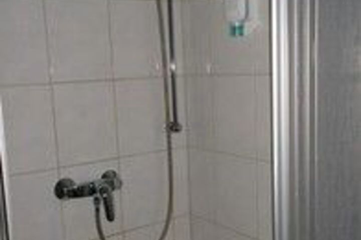 Room 2 of 26