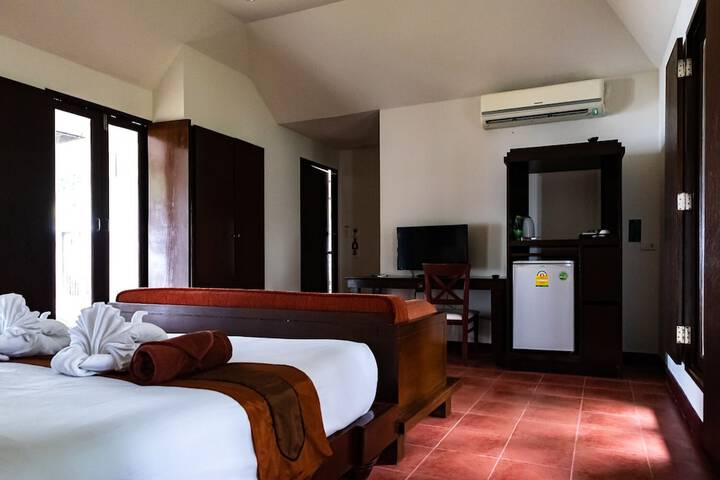 Room 13 of 73