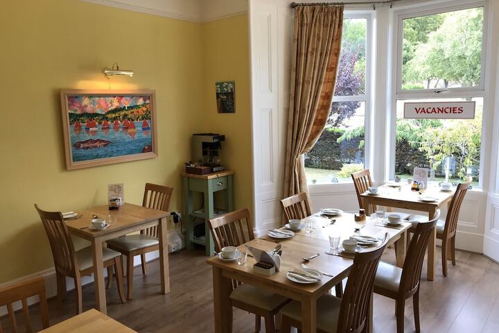 Dining Photos