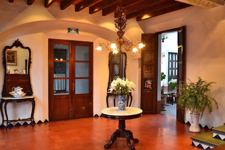Hotel Lobby