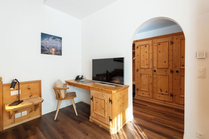 Room 14 of 72