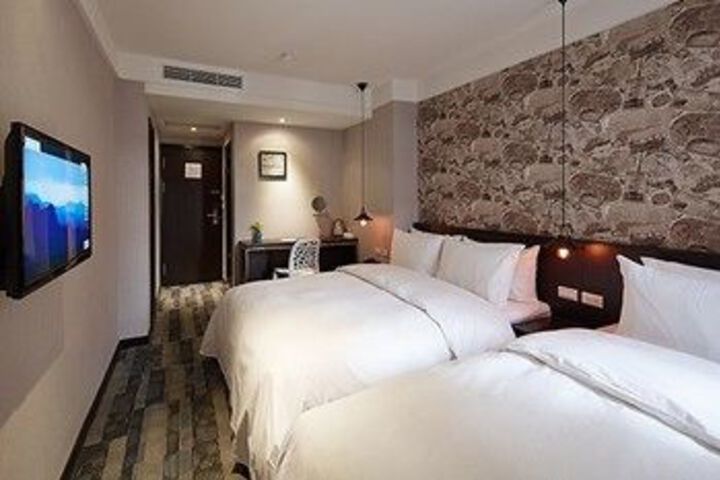 Room 22 of 31