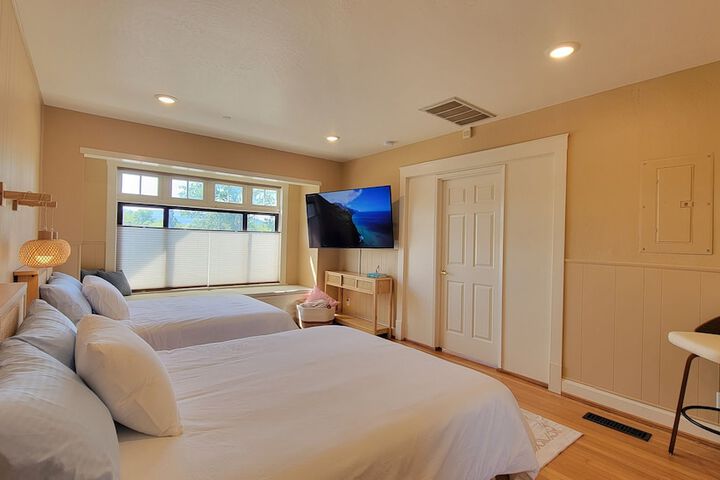 Room 15 of 53