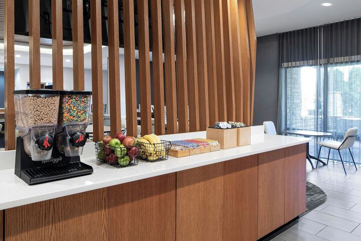 Breakfast/Coffee Service 34 of 46