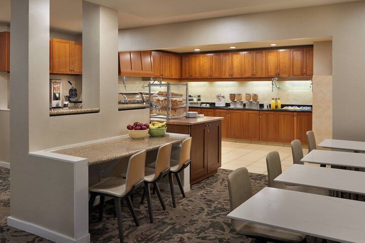 Breakfast/Coffee Service 30 of 41