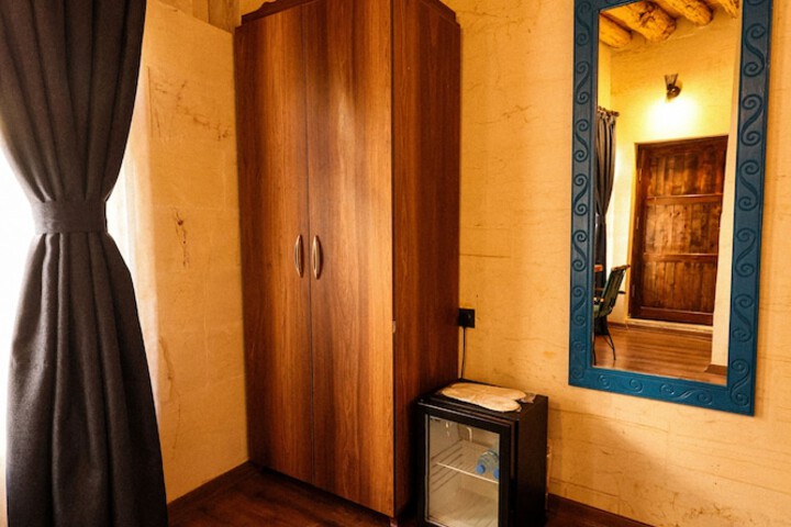 Room 63 of 121