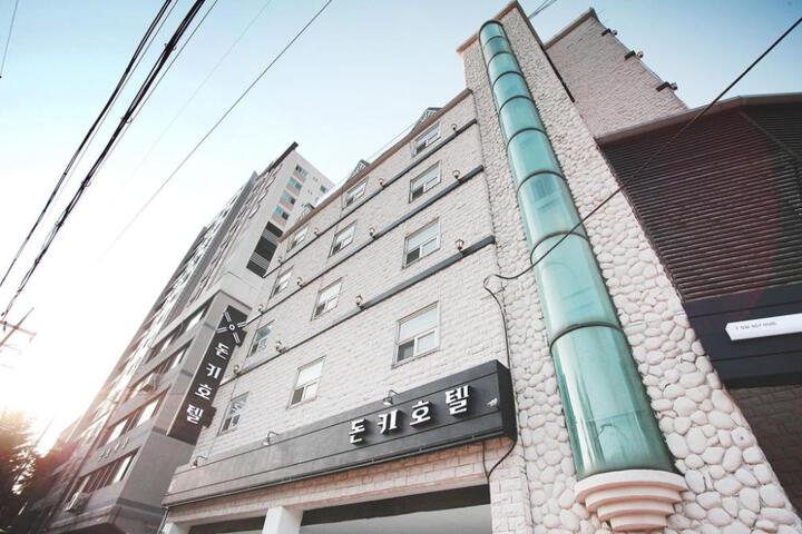 Bucheon DonquiHotel