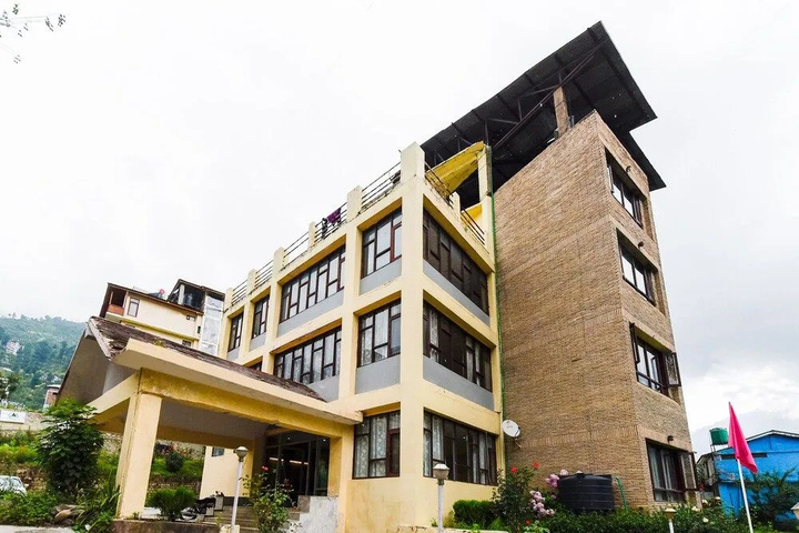 OYO 1428 Hotel Sitara International