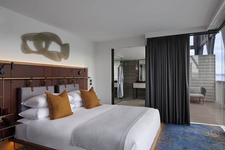 Room 41 of 164