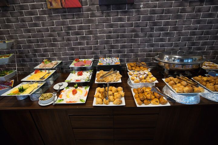 Dining 96 of 119