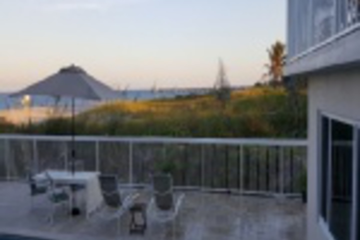 Sundeck 13 of 695