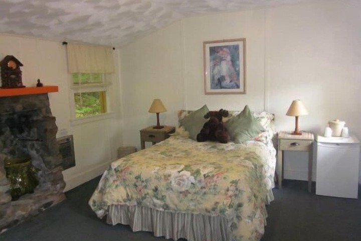 Room 6 of 52