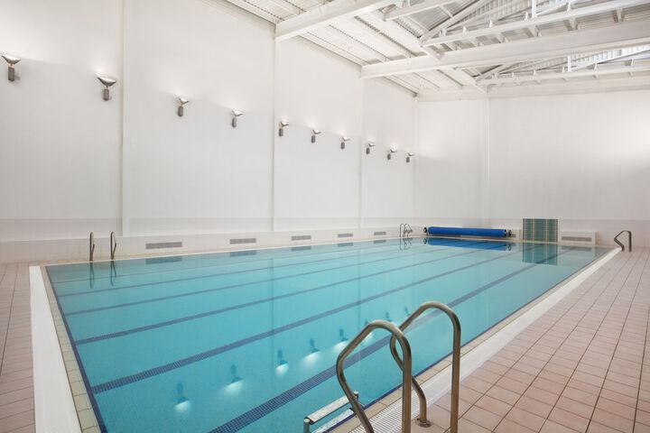 Pool 14 of 28