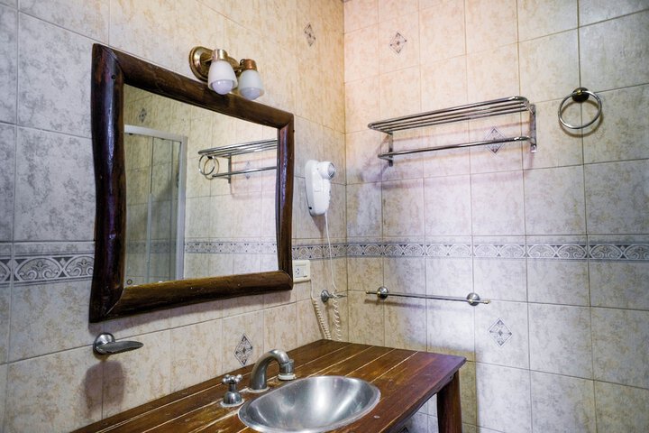 Room 18 of 28